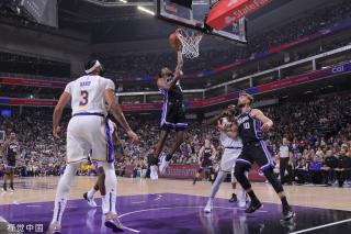 来在引援策 来在引援策