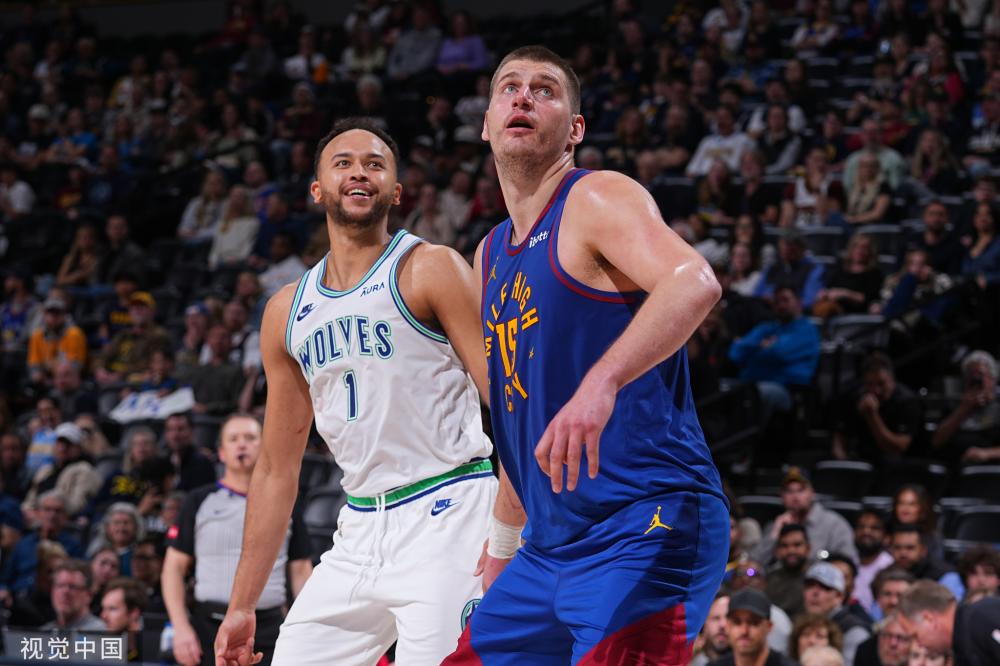 的敬意与激 的敬意与激