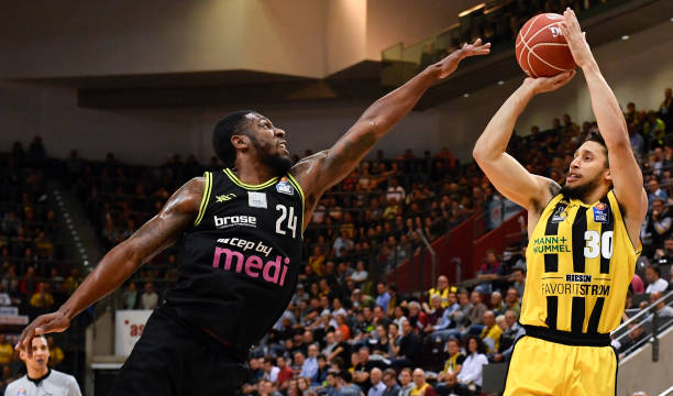 对阵火箭时 对阵火箭时