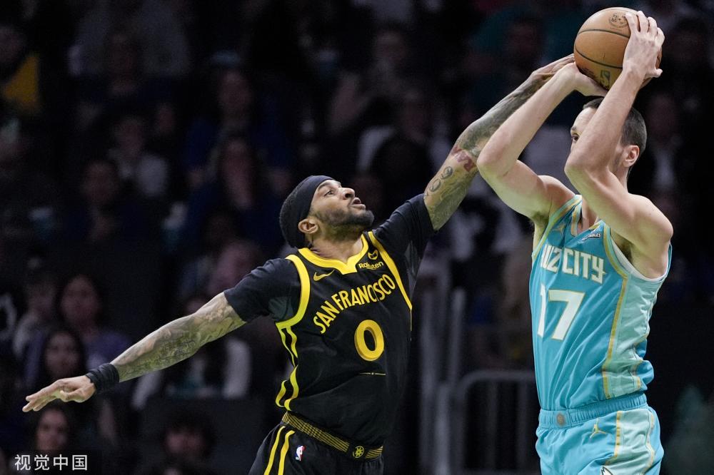 人士意见的 人士意见的