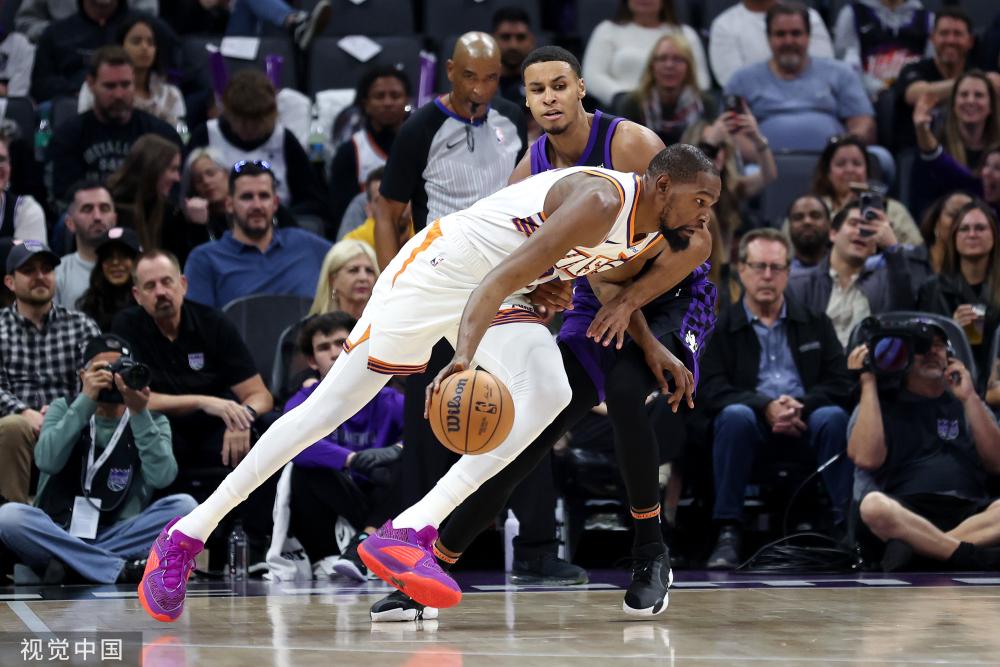 其背后往往 其背后往往